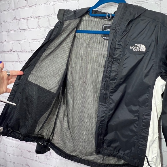|•THE NORTH FACE•| Lightweight Jacket Windbreaker Rain Size Small - Picture 8 of 11